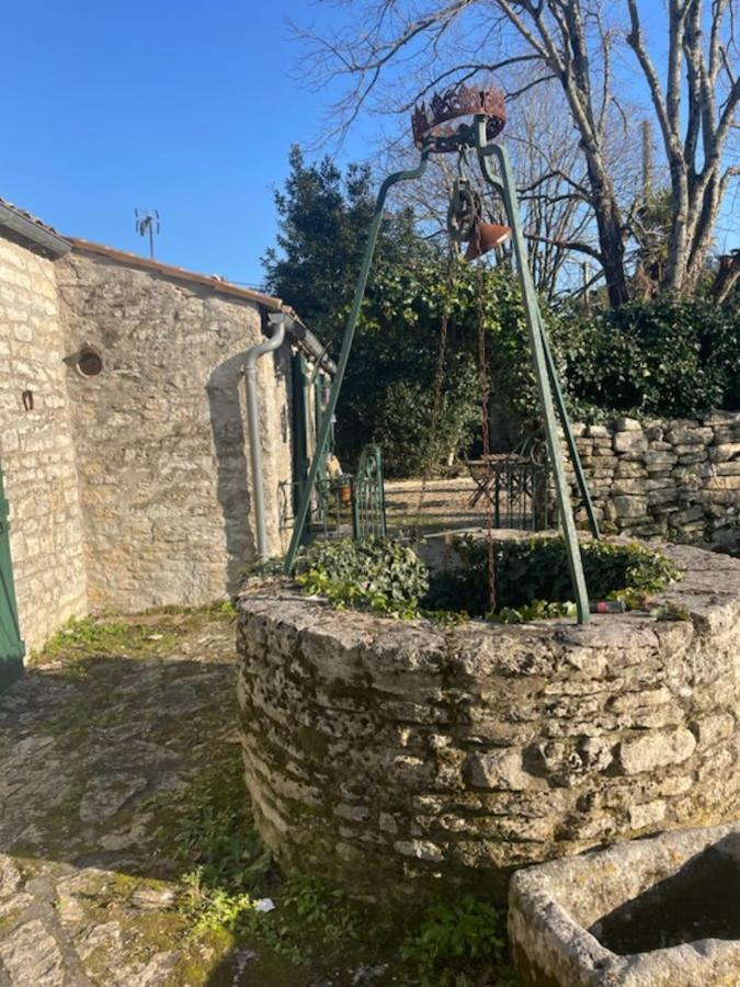 Le Chai Maison De Charme Pour Tribu Joyeuse Le Château-dʼOléron エクステリア 写真